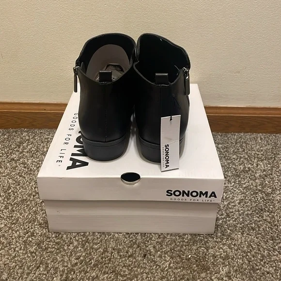 Sonoma Women's Sleek Black Millo Boots - Size 9.5 - Picture 3 of 8